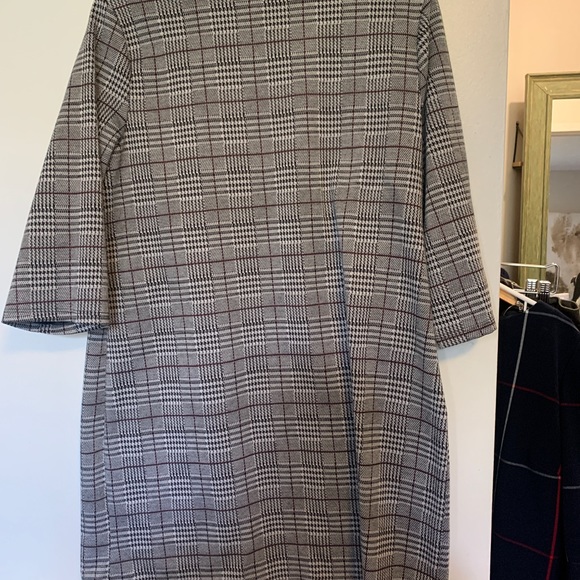 3/$20 Cleo Petites Plaid Dress - Picture 4 of 4